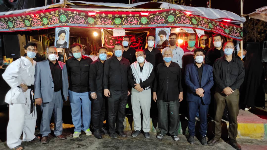 شهردار شیراز در شب اربعین حسینی در موکب‌های عزاداری حضرت اباعبدالله الحسین (ع)