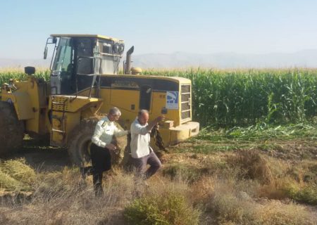 سلامت آبیاری بیش از هزار هکتار کشت در شیراز با تغییر مسیر فاضلاب از زهکش های اراضی کشاورزی