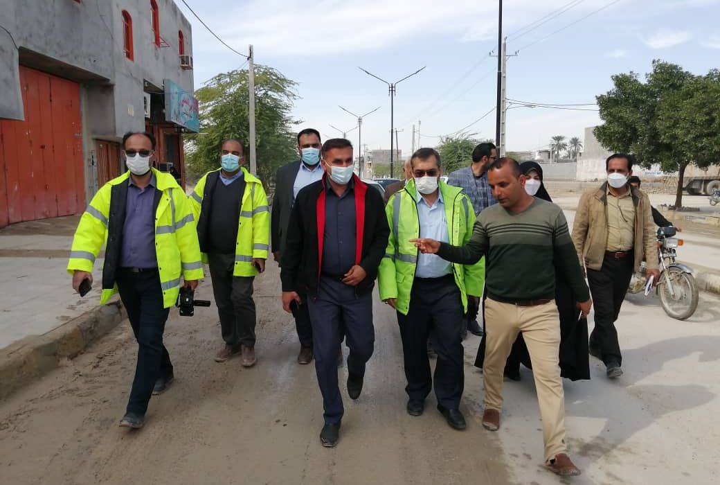 شهرداری شیراز با امدادرسانی و مقاوم سازی به یاری بخش سیل زده بیرم رفت