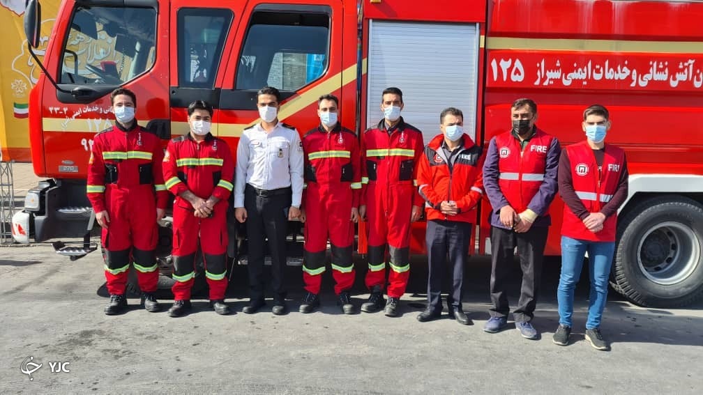 استقرار آتش نشانان شیراز در ۲۳ نقطه شهر