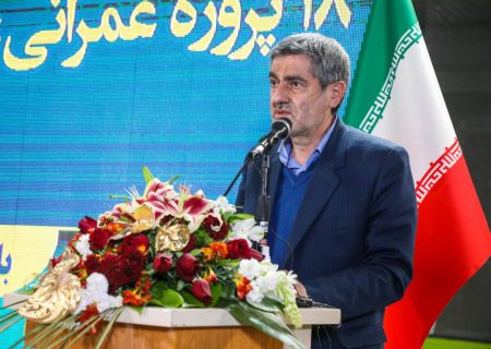 افتتاح خط دو مترو به توسعه متوازن شهر شیراز کمک می‌کند