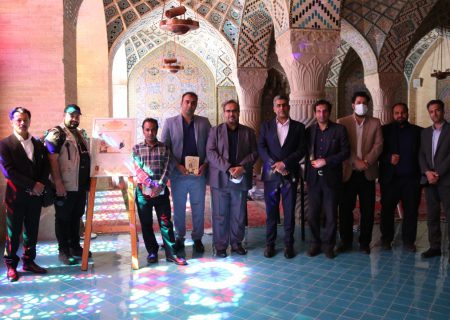 رونمایی از سومین اثر مرتضی کشاورز در مسجد نصیرالملک شیراز