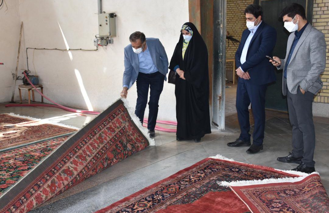 بازدید رییس مرکز ملی فرش ایران از شرکت های تولید فرش در استان فارس