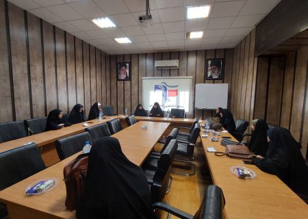 دومین نشست «گفت و شنود» با حضور عضو شورای اسلامی شهر شیراز برگزار شد
