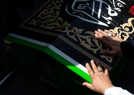 مادر شهید «مجتبی توفیق» در جهرم به خاک سپرده شد