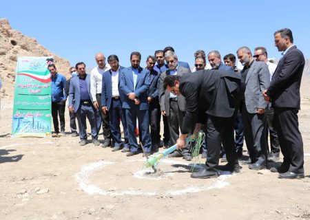 بهره برداری و آغاز عملیات طرح‌های تأمین و انتقال برق در سه شهرستان فارس 