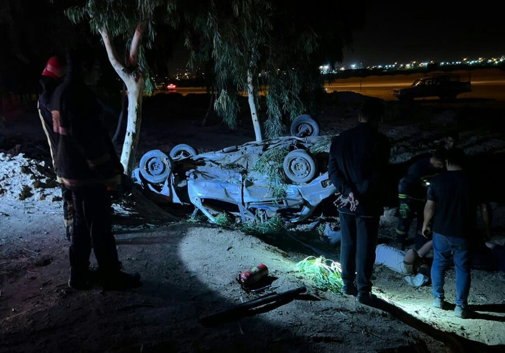 واژگونی سواری در شیراز ۴ مصدوم به جای گذاشت