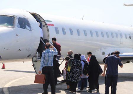 اولین گروه زائران حسینی از لامرد به نجف اشرف پرواز کردند