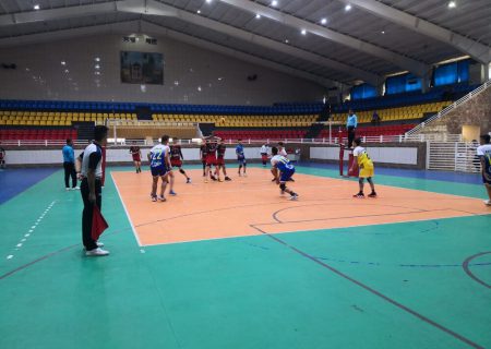 آغاز مسابقات والیبال پسران زیر ۱۶ سال کشور در شیراز