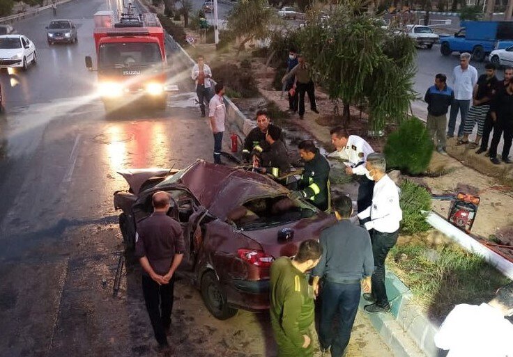 تصادف بامدادی در شیراز یک کشته به دنبال داشت