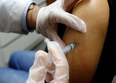 نیمی از مردم فارس سه نوبت واکسن کرونا را تزریق کرده‌اند