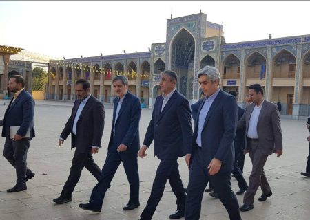 رییس سازمان انرژی اتمی وارد شیراز شد