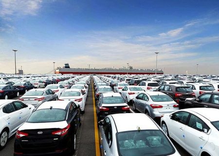 خودروسازان در واردات خودرو میدان‌دار شده‌اند