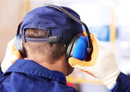 اجرای برنامه حفاظت شنوایی کارگران فارس در ۵۳۵ کارگاه