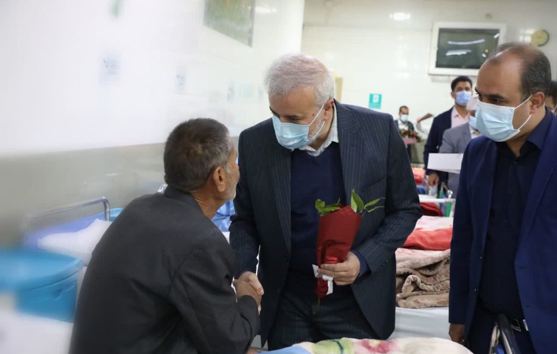 عیادت شهردار شیراز از جانبازان بیمارستان جنت