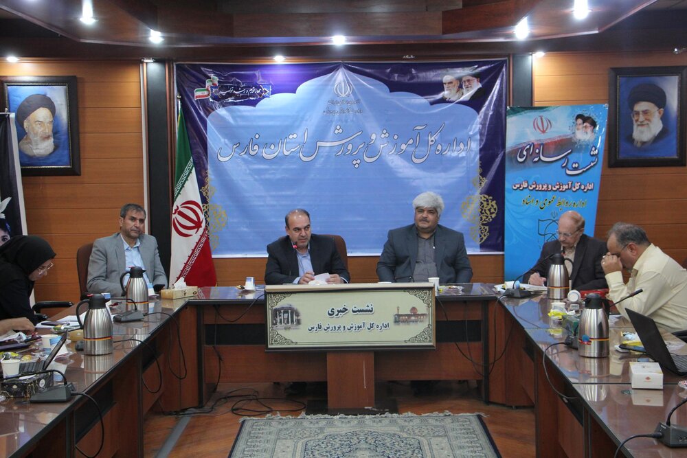 مهر ۷۴۳ آموزگار در شیراز استخدام می‌شوند