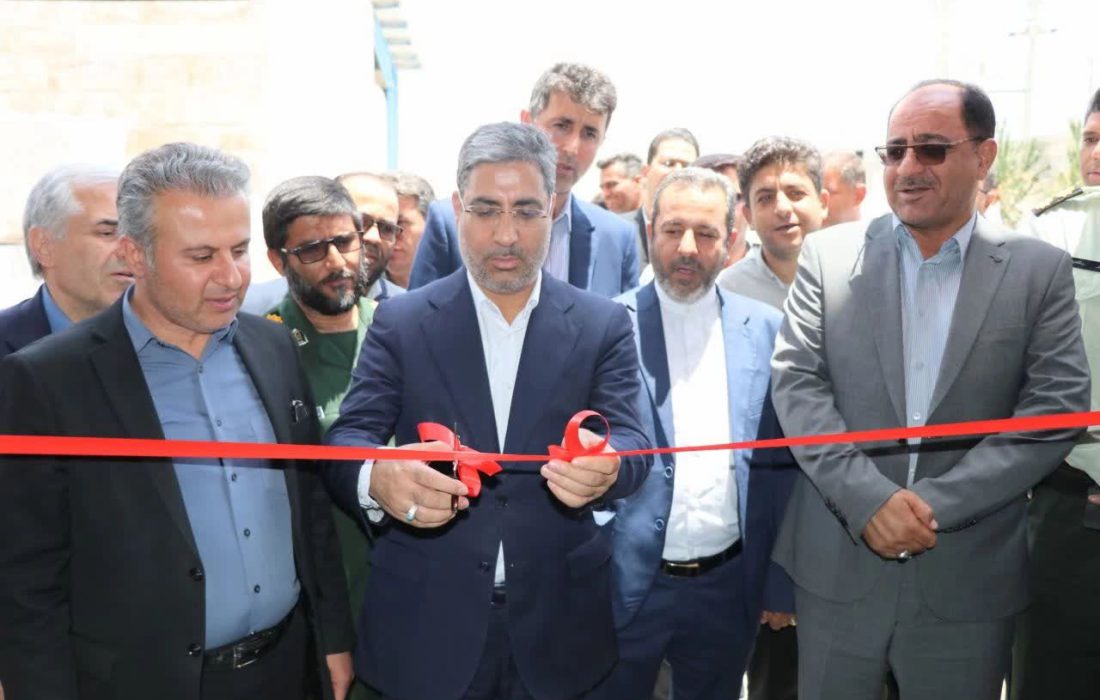 افتتاح دو طرح صنعتی در شهرک سنگ و ده‌فاضل