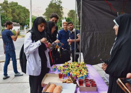 موکب خادم الرضا (ع) در دانشگاه شیراز برگزار شد