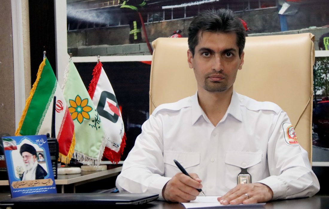 اعطای درجه “آتش پاد دوم” به رئیس سازمان آتش نشانی و خدمات ایمنی شهرداری شیراز