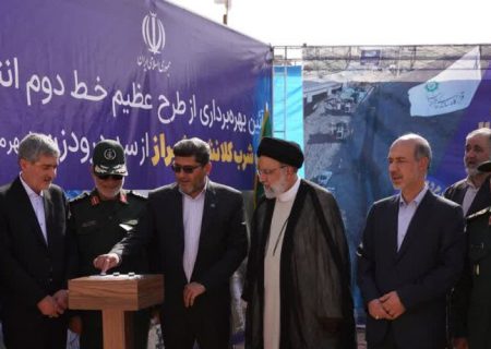 مردم فارس شاهد افتتاح مجموعه‌های پروژه‌های آب و برق هستند
