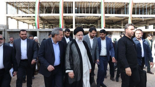بازدید رئیسی از طرح‌های در حال ساخت نهضت ملی مسکن در شهر جدید «صدرا»ی شیراز