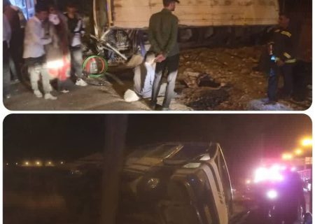 یک کشته و ۱۷ مصدوم در حادثه برخورد مینی‌بوس با درخت در شیراز