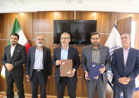 امضای تفاهم‌نامه همکاری جهاددانشگاهی فارس و علوم پزشکی شیراز