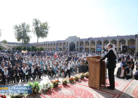 گزارش تصویری | تجمع ۱۲ هزار نفری دانش آموزان در حرم مطهر شاهچراغ(ع)