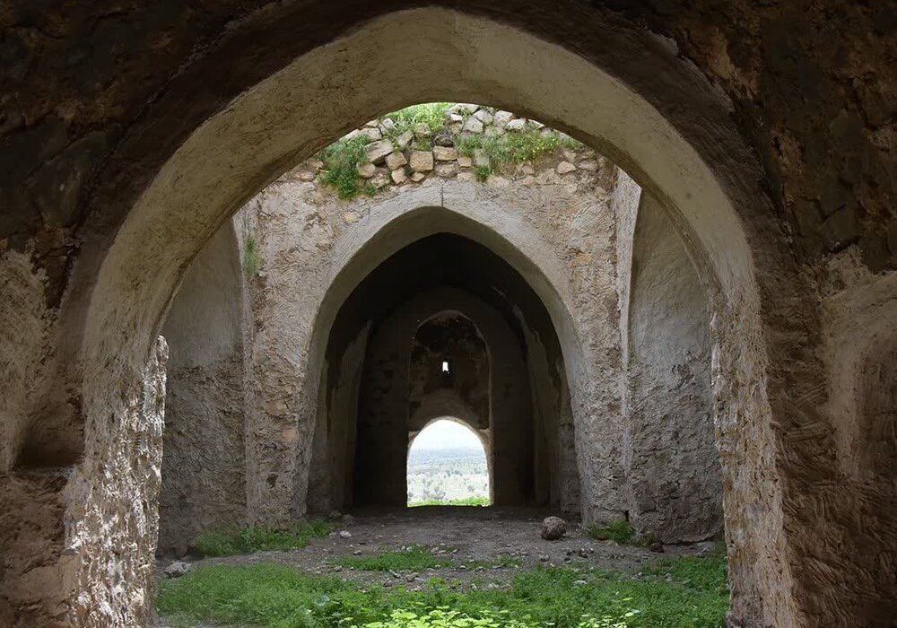 پوسکان؛ یکی از کهن‌ترین قلعه‌های تاریخی ایران