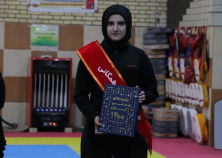 ثبت رکورد چرخش هولاهوپ در حال طناب زدن توسط ورزشکار فارسی