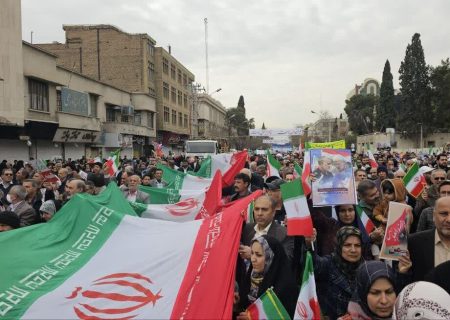 حضور مردم در راهپیمایی ۲۲ بهمن قدم اول برای انتخابات است