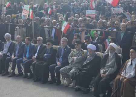 ایران اسلامی پرچمدار استقلال و مبارزه با استکبار است
