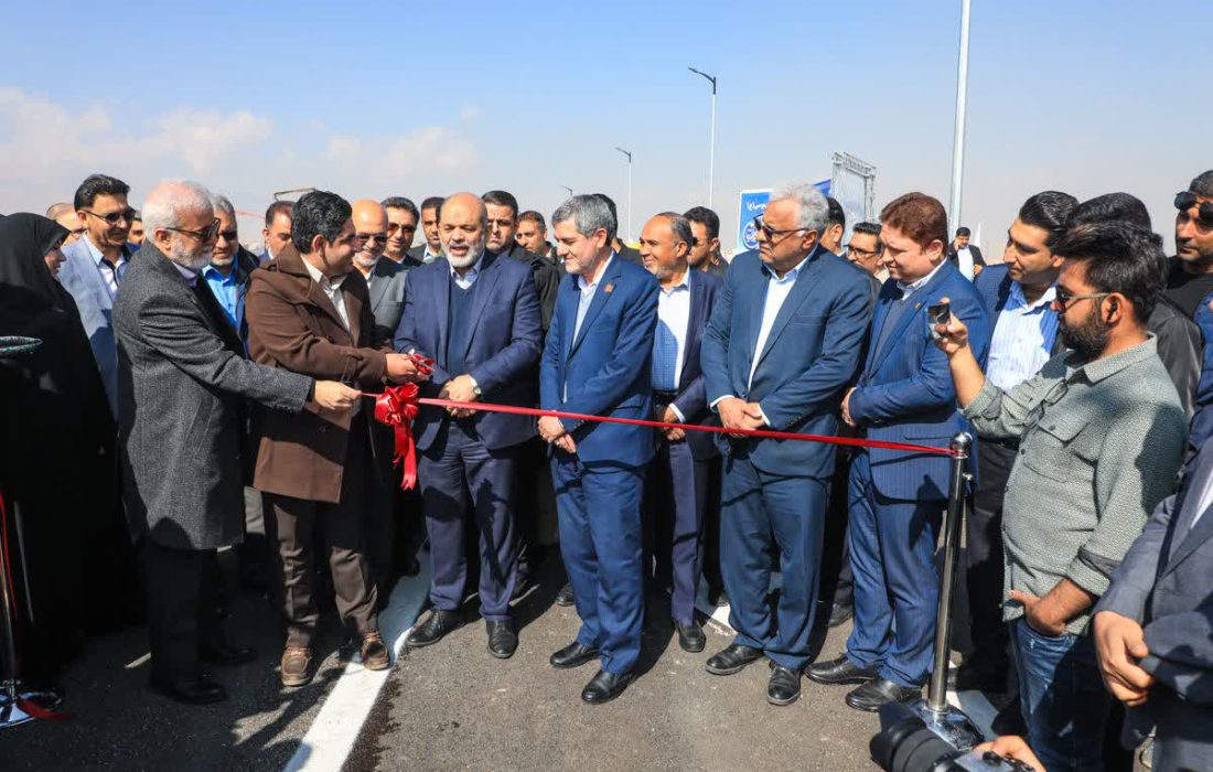 تقدیر وزیر کشور از پروژه‌های قابل‌اجرا و بهره‌برداری شده شهرداری شیراز/ همه قوا و دستگاه‌ها در موضوع پیشرفت کشور همدل و هم‌پیمان هستند