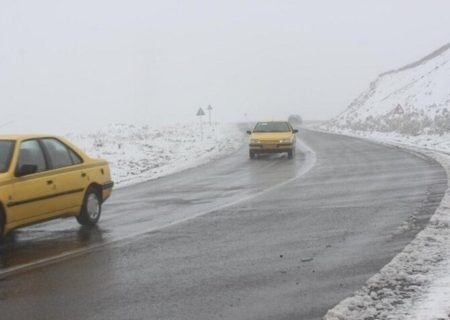بارش برف موجب انسداد راه‌های فارس نشد