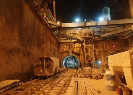 تلاش برای اتمام خط ۲ مترو شیراز تا ۲ سال آینده / مشکل اصلی، کمبود واگن است