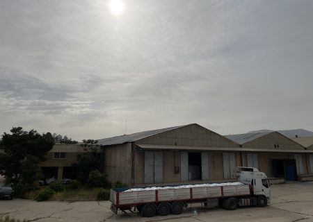 از آغاز سال جاری تا پایان اردیبهشت ماه مقدار ۹۵۸ تن کود کشاورزی بین انبار کارگزاران شهرستان کوار توزیع شد