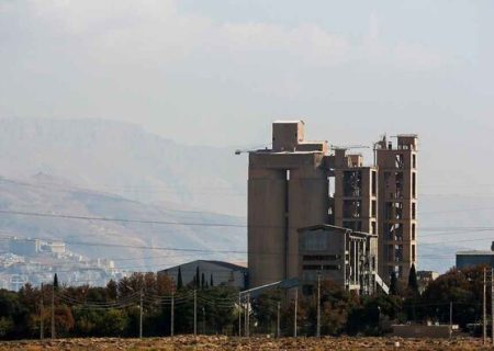 انتقال ۳ کارخانه به خارج از شهر شیراز قطعی شده است