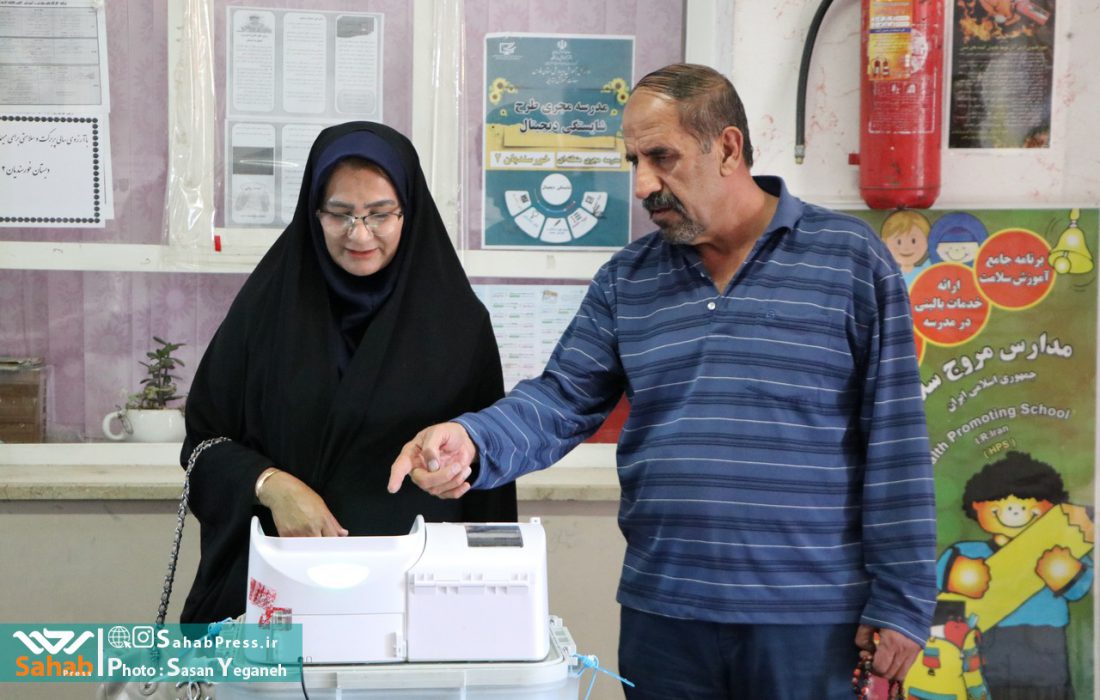 رئیس ستاد انتخابات فارس مطرح کرد: تجربه موفق برگزاری انتخابات تمام الکترونیک در شیراز