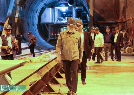 گزارش تصویری | بازید شبانه شهردار از حفاری تونل خط ۳ مترو شیراز