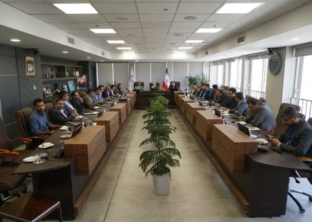 بررسی تقویت همکاری شهرداری‌های شیراز و بندرعباس  
