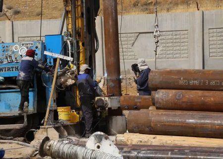 بهره‌برداری از ۱۸۶ کیلومتر توسعه و بازسازی شبکه توزیع و خطوط انتقال آب در شیراز