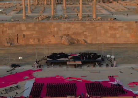 ویدئویی از مراحل آماده‌سازی کنسرت بحث‌برانگیز «تخت جمشید»
