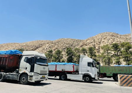 حمل و ارسال بیش از ۶۰۰ تن کود کشاورزی به مقصد انبار کارگزارن استان کهکیلویه و بویر احمد در دو ماهه سال جاری