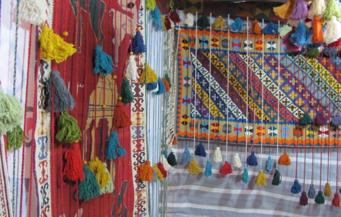 افتتاح بازارچه صنایع دستی و خوراک های سنتی شهرستان کازرون