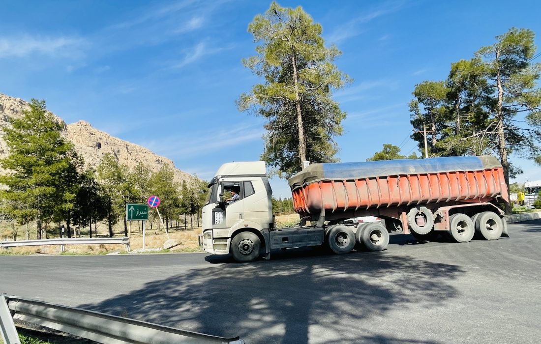 توزیع انواع نهاده‌های کشاورزی بین کارگزاران شهرستان جویم از آغاز سال جاری تا پایان تیر ماه