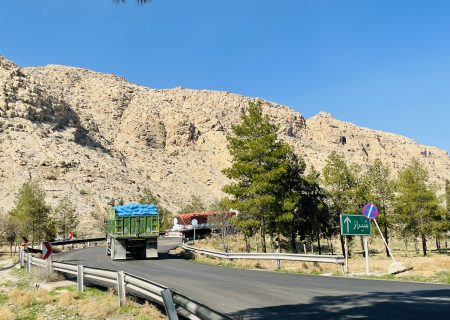 از آغاز سال جاری تا پایان مهر ماه مقدار ۲۱۰۹ تن انواع کود کشاورزی بین کارگزاران در سطح شهرستان رستم توزیع شد