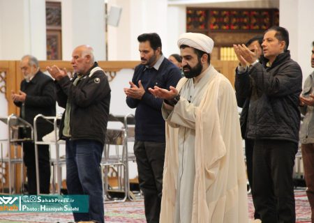 گزارش تصویری | مراسم نماز و دعای استغاثه به امام زمان (عج) در حرم مطهر شاه چراغ (ع)