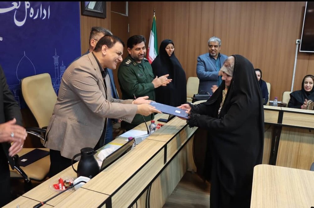 درخشش بانوان برتر عرصه کار و تلاش در فارس