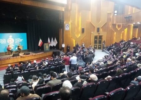 نوزدهمین جشنواره بین‌المللی شعر فجر برگزیدگانش‌ را شناخت