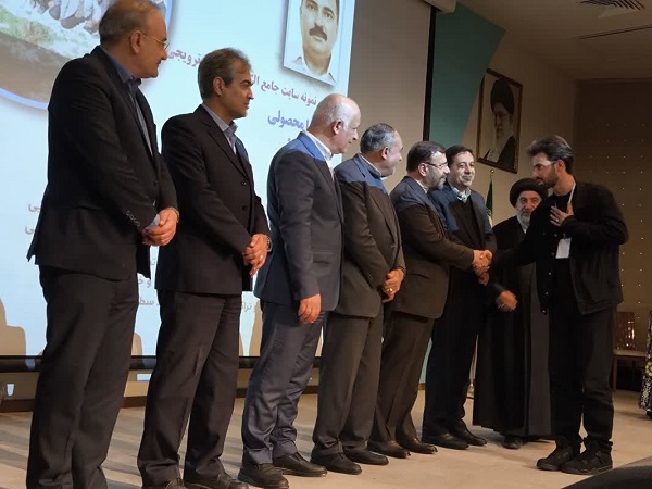 هفت بهره بردار بیضایی نمونه استانی شدند